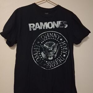 Ramones Black Graphic T-Shirt Modern Large